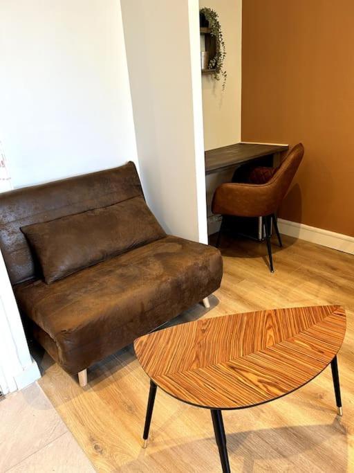 Le Cosy Shelby Proche Gare 150M Appartement Villefranche-sur-Saône Buitenkant foto